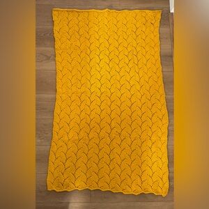 Yellow Knitted Blanket 67.5 x 40.5